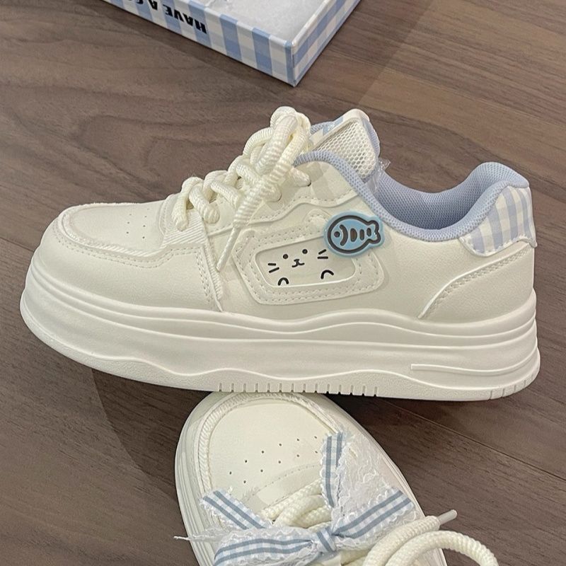 Girls' creamy chunky platform sneakers -  spring new arrival - bread shoes, cute, unique, versatile casual skate shoes
