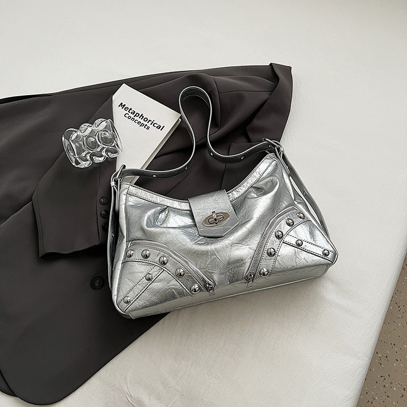 Retro personalized locomotive bag 2025 new fashionable large-capacity willow nail tote bag heavy industry foreign gas shoulder armpit bag