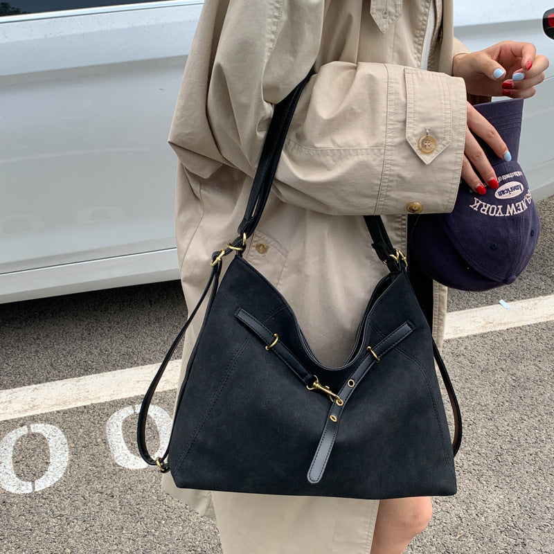 Niche style large capacity easiest for match tote bag shoulder 2025new arrivaltrendyclassy sense work clothing crossbody backpack women's bag