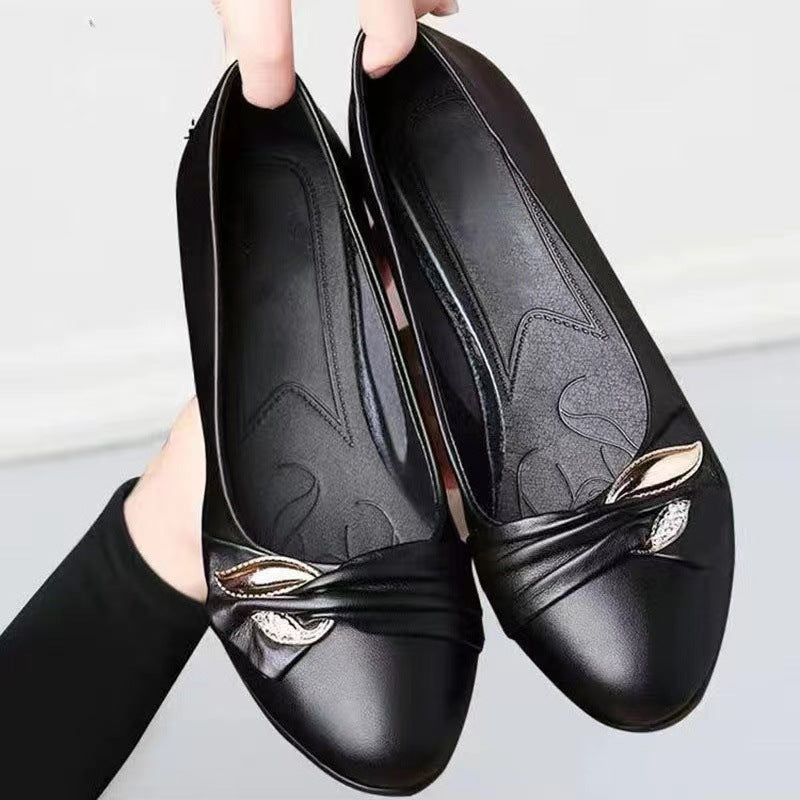 Soft leather soft bottom ladieswear shoes flatsabrasion resistantwaterproofbows work shoes wechat group purchase live broadcast one piece dropshipping
