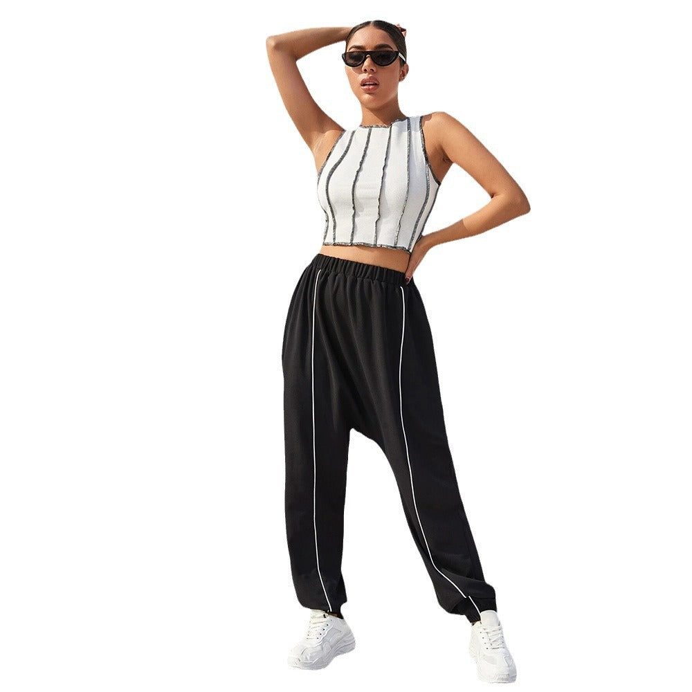 2024 spot  European and American hot-selling contrasting color sewing line outer car round neck T-shirt, slim short vest top women