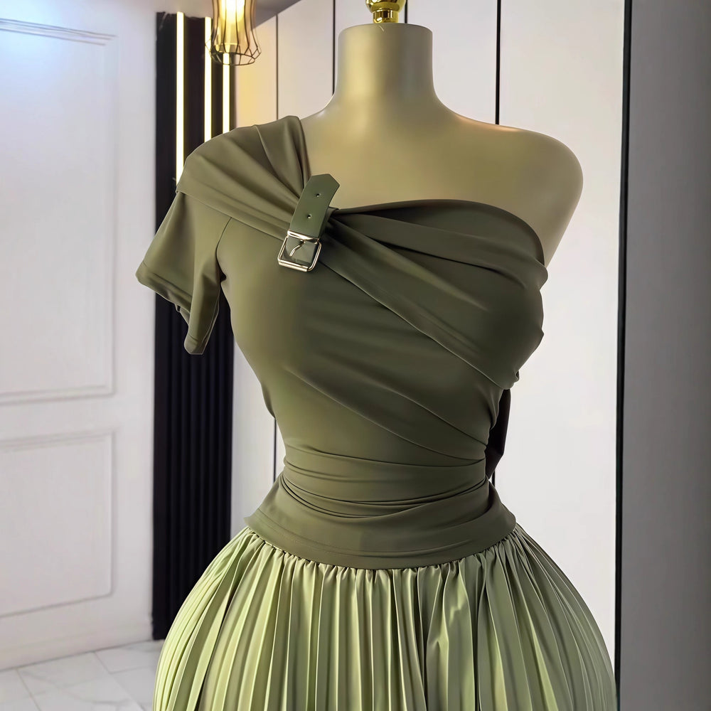 European and american cross-border women's fashion:  autumn new collection - solid color short sleeve bandeau top with asymmetrical neckline, cinched waist, and pleated detailing - elegant two-piece set