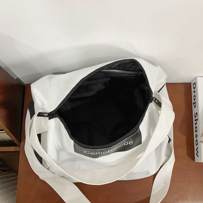 Sports bag Lightweight fitness yoga bag Women's large-capacity shoulder messenger bag Short-distance travel bag Going out luggage Men's bag