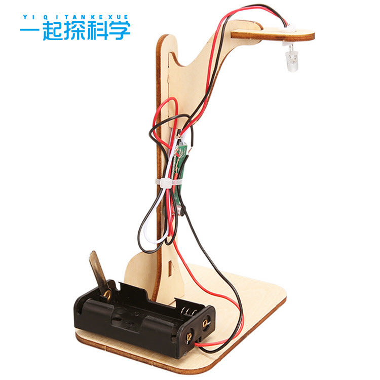 Voice-activated street lamp science and education small production DIY wooden primary and secondary school students handmade science and education toys, scientific experimental toys