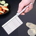 Stainless steel wolf tooth potato cutter multifunctional for home kitchen vegetable and fruit cutter french fries wave knife fancy strip cutter