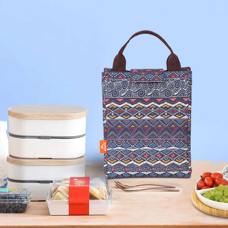 Customized  DuPont paper waterproof bento bag multi-functional portable lunch box bag outdoor portable thermal insulation and cold insulation custom