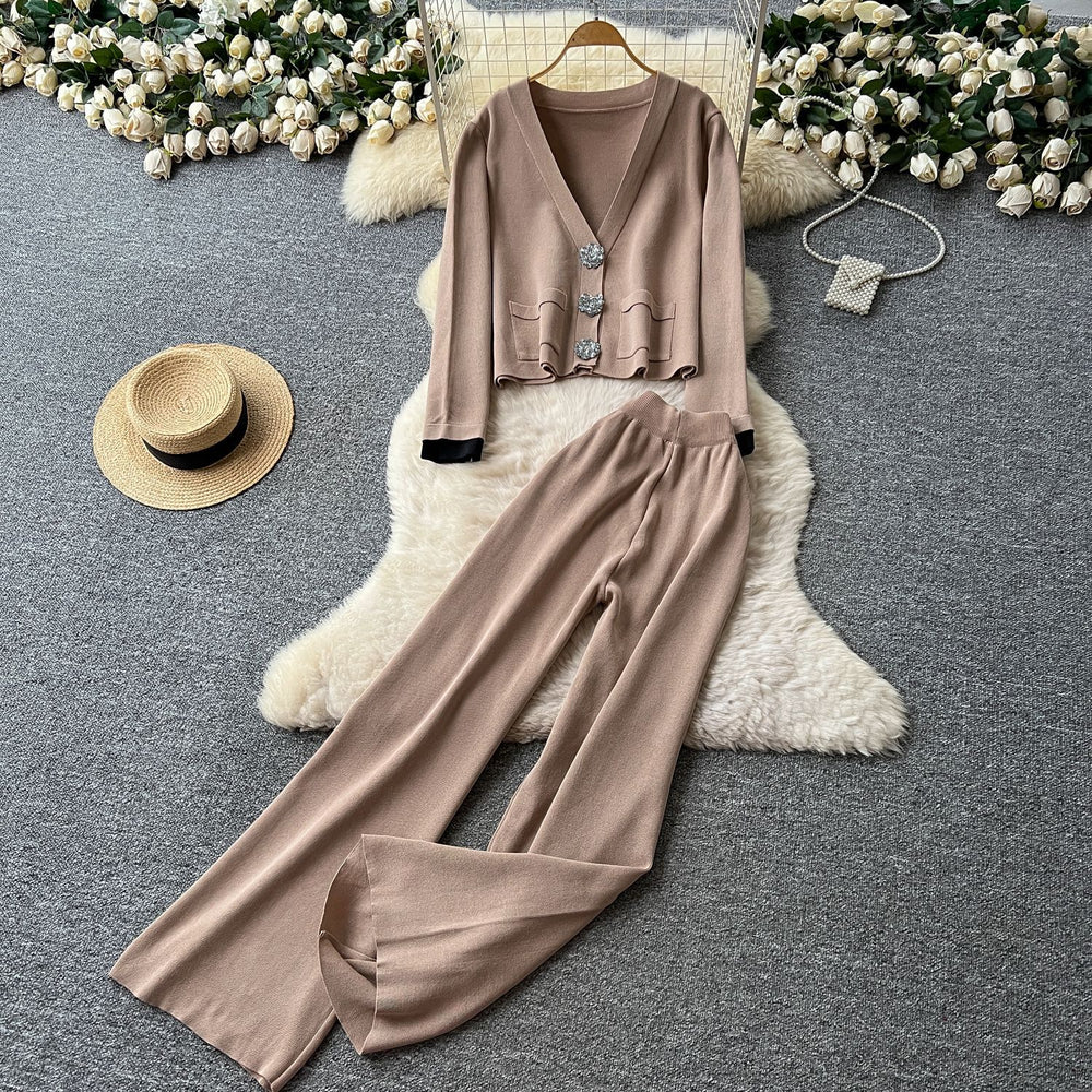 Premium heavy-duty metal buckle v-neck long sleeve knit top for women,  autumn/winter high-waisted slimming casual wide-leg pants