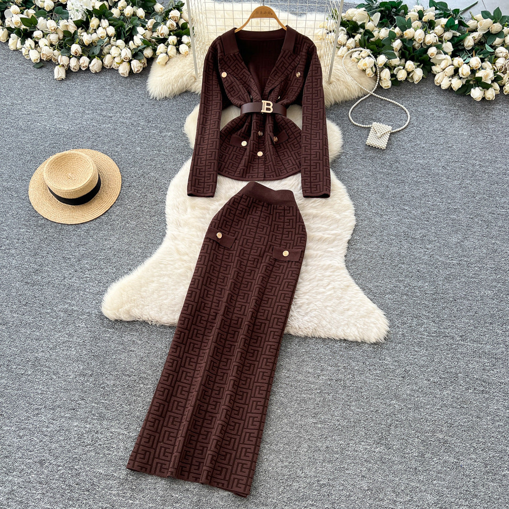 French chic high-end women's autumn set: tie-waist knit top with metal buckle & high-waisted bodycon midi skirt