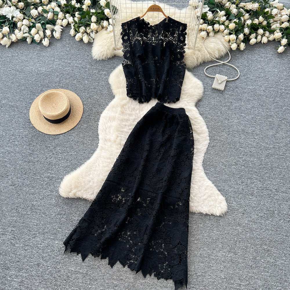 Elegant, age-defying, and perfect for the office: a white lace two-piece set for women. this summer's must-have features a figure-flattering, high-waisted design that exudes sophistication and grace