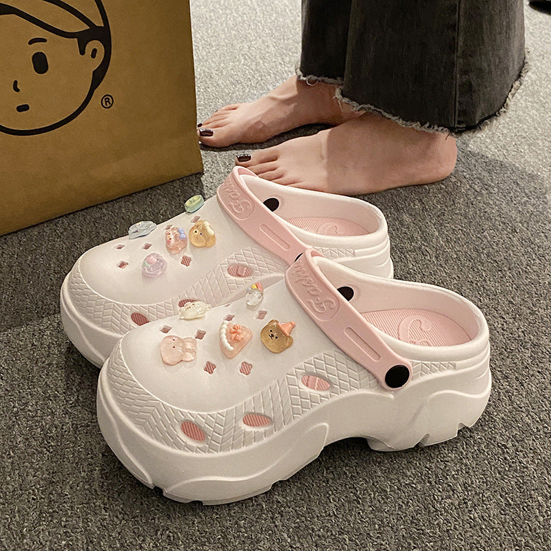 Diy crocs women's 2023 new summer cartoon slippers women's outwear flats beach shoes soft bottom toe shoes