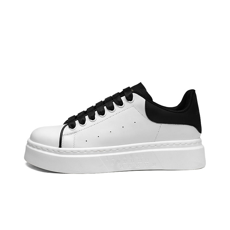 Mcqueen men's shoes: autumn niche design, versatile casual skate shoes, trendy brand, high-end athletic thick-soled white sneakers