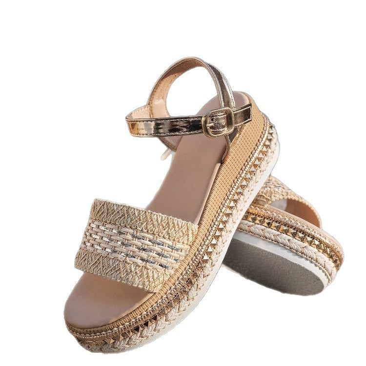 summer new arrival: plus-size chunky sole sandals for women (sizes 35-42). wholesale available. dropshipping to  and
