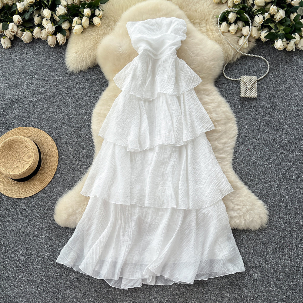 Sleeveless bandeau dress women's summer french style cinched waist slimming elegant vacation style long dress fairy cake dress