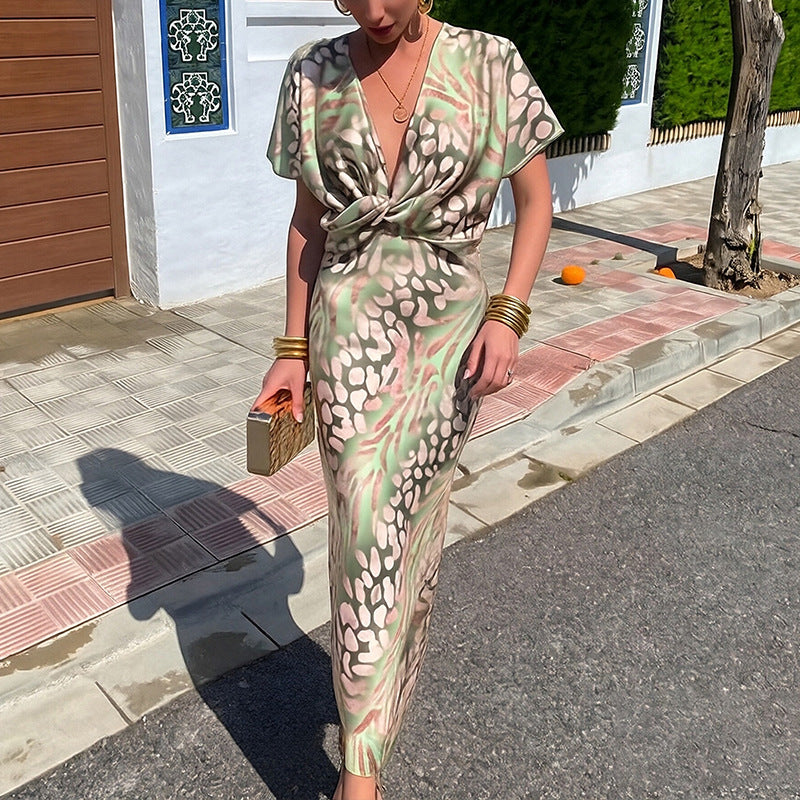 cross-border e-commerce women's fashion: european and american summer new arrivals - stylish bodycon printed twist knot sexy v-neck dress