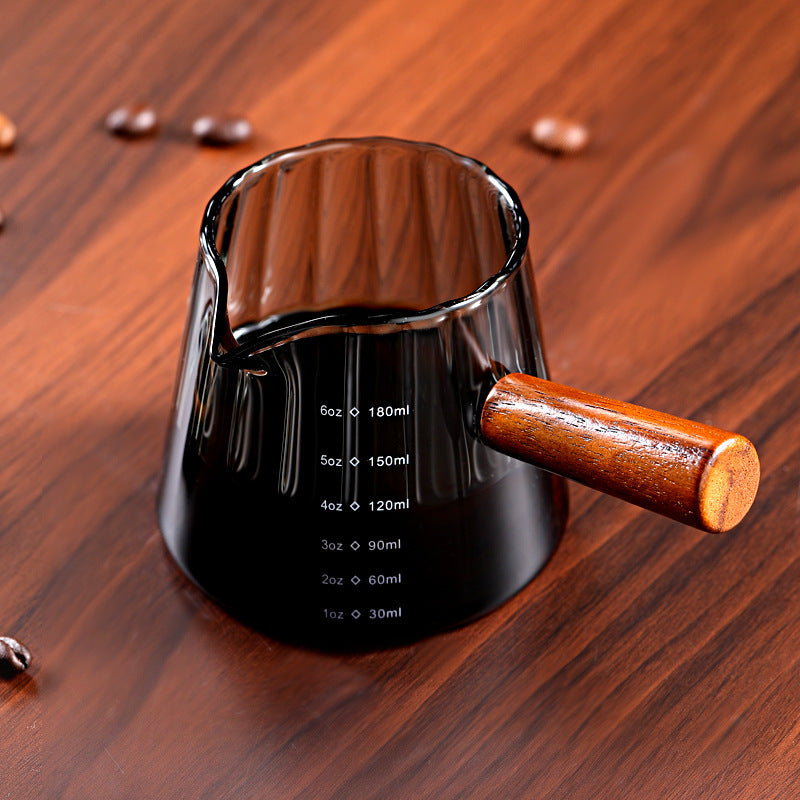 Glass wooden handle small milk cup coffee measuring cup extraction cup mini coffee milk cup milk cup ounce cup mini milk can