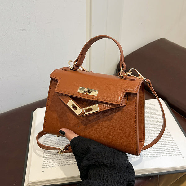 Popular bags women's 2025 new women's fashion shoulder bag simple solid color messenger bag casual commuter small square bag