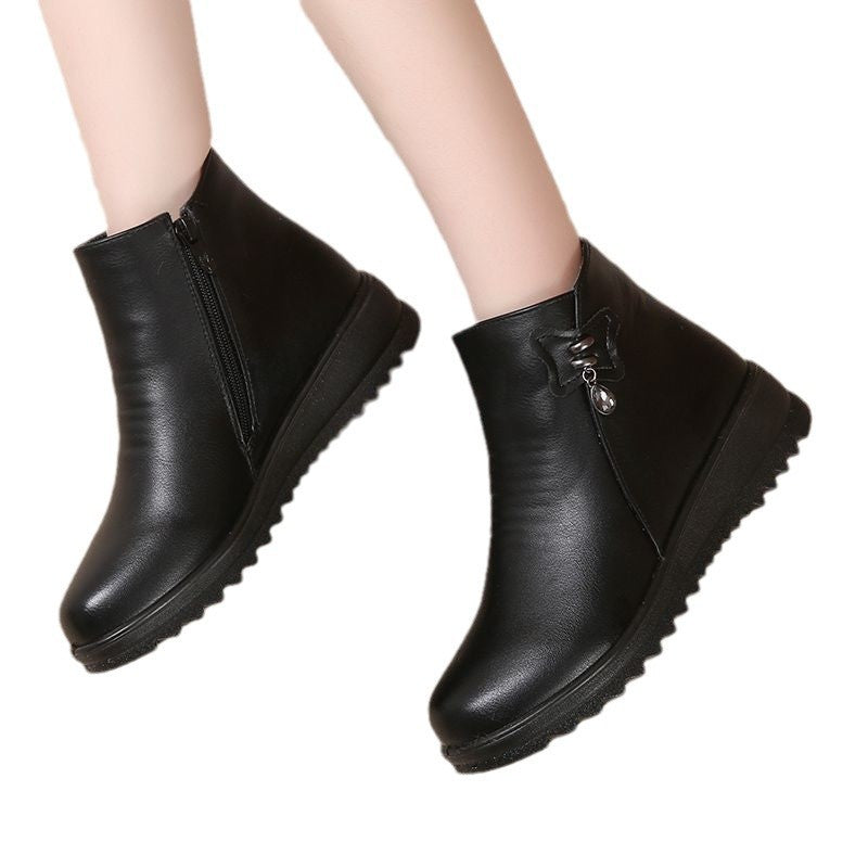 Ladieswear shoes winterfleece-lined soft leather cotton shoes women's heattechnon-slipflats middle-aged leather shoes soft bottom middle-aged and elderly short boots