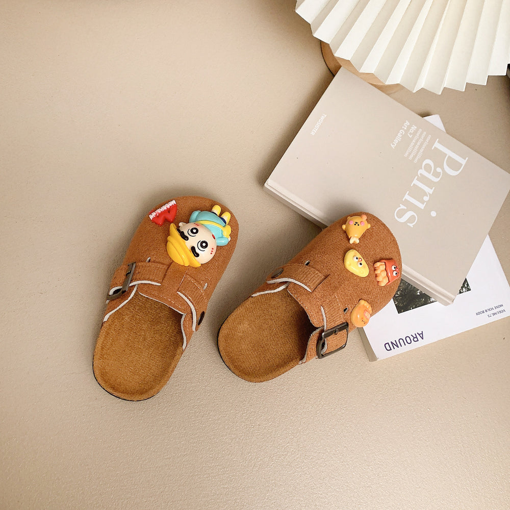 2025 new cute cartoon crayon shin-chan thick-soled children's birkenstock-style sandals, non-slip retro closed-toe slippers for boys and girls