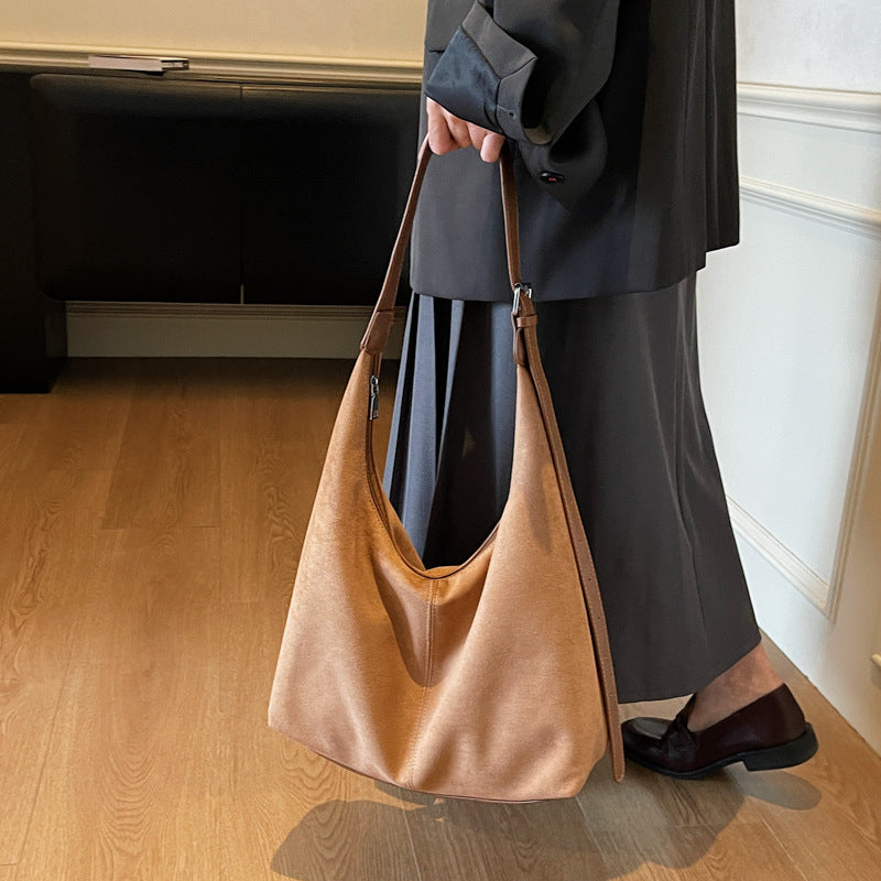 Retro large-capacity frosted bag for women new arrival mother-in-law bag fall and wintereasiest for match atmosphere bag casualwork clothing work bag