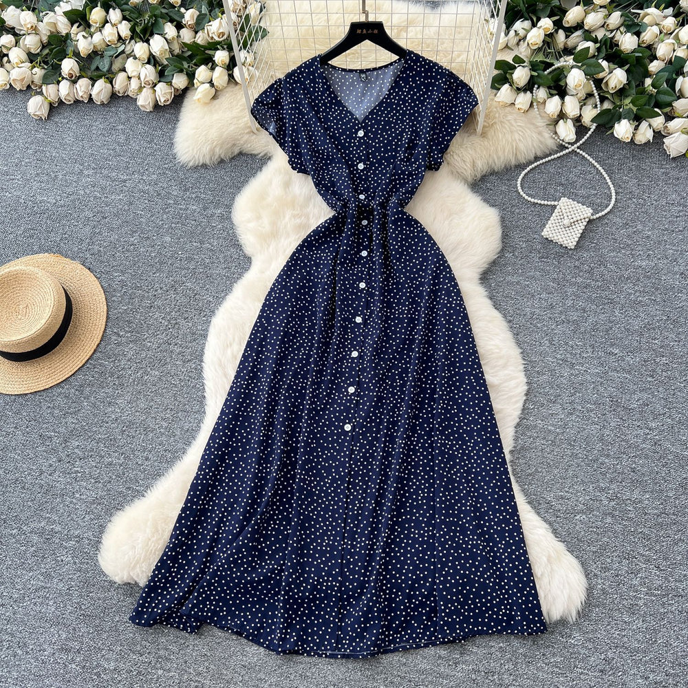 French retro v-neck flutter sleeve fitted waist dress - women's 2025 summer slimming elegant single-breasted floral maxi dress
