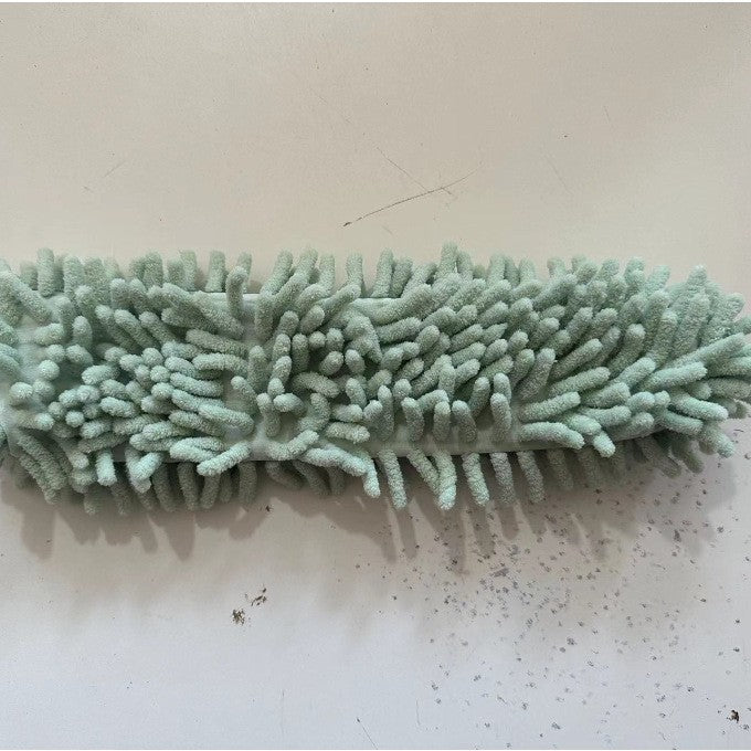 Retractable duster, electrostatic duster, car dust sweeper, spider web cleaning handy gadget, chicken feather duster, car dust duster
