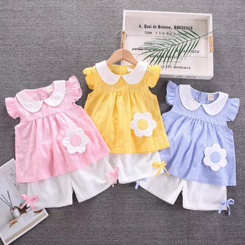 Girls' summer outfit set : new fashionable korean style short-sleeve top and shorts two-piece set for baby girls