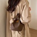 Classy sense of niche hand-carrying bag for women 2026 spring new arrivalaccessible luxury texture shoulder bag large capacity work clothing crossbody bag
