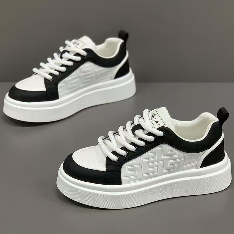 Men's spring breathable 2025 new thin casual white sneakers trendy korean style versatile men's athletic skate shoes