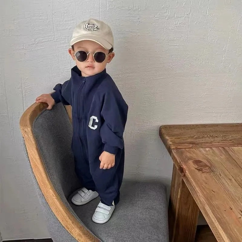 Baby outfit: korean style long-sleeve zip-up romper for boys and girls - trendy casual jumpsuit for outdoor adventures