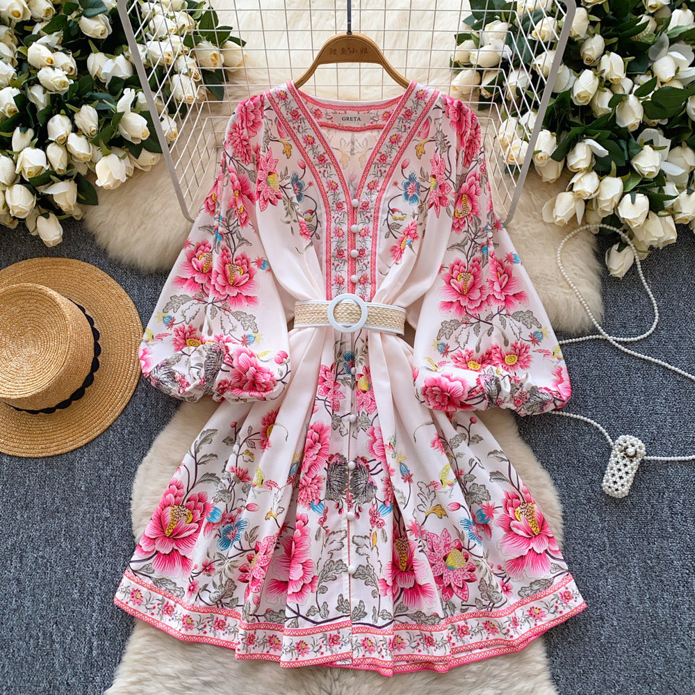 European fashion printed dress - women's court style, slimming a-line mini dress with v-neck, lantern sleeves, and pleated detailing