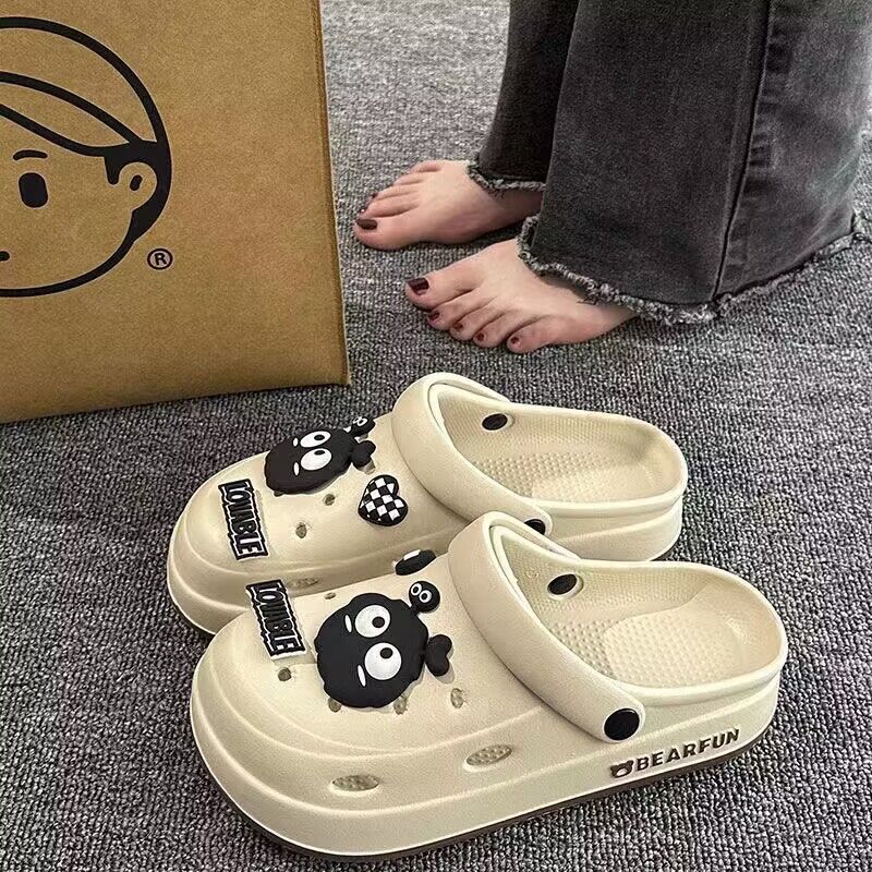 Thick solediycute cartoon clogs women's summeroutwearplatform shoes toe-cap half slippers student easiest for match beach shoes