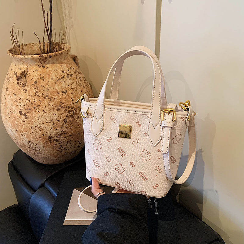 Cross-border super fire small bag women's spring and summer 2025 new versatile messenger bag popular this year portable bucket bag