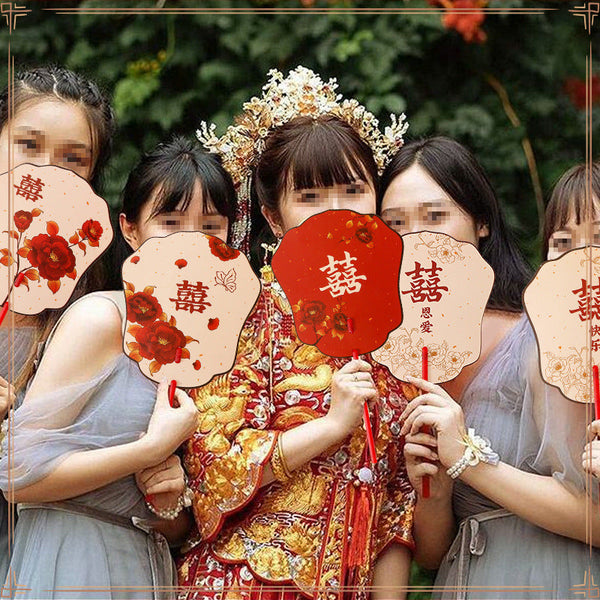 Wedding fan Bridal sisters Bridesmaid group Fan to welcome wedding Chinese pick-up photo props Double-sided red happy fan