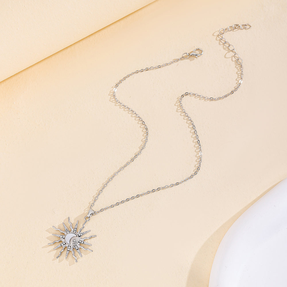 Wholesale sun-studded diamond necklaces - european & american cross-border fashion jewelry, alloy moon pendants, niche light luxury star necklaces