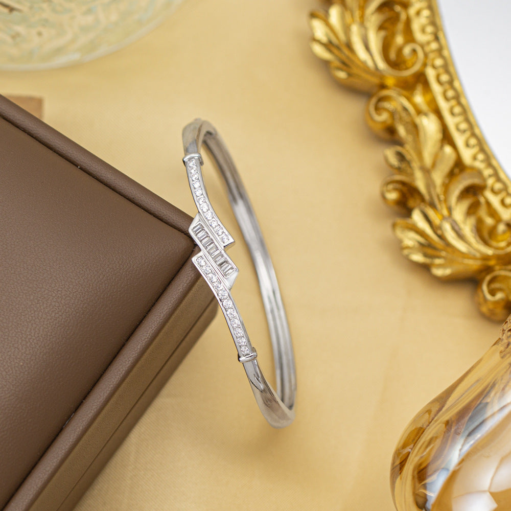 Bracelet female titanium steel fashion non-fading copper inlaid zirconium bracelet niche high-end fashion elegant jewelry wholesale hand jewelry