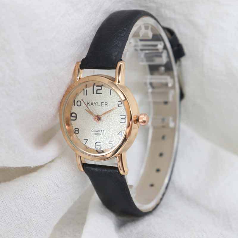 New round bathtub retro trend korean style minimalist casual dial women's watch waterproof fashion 2025