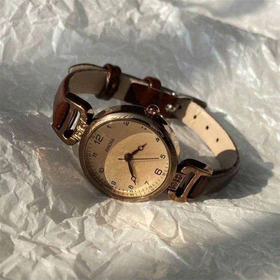 Vintage exam watch for women, student style, high-value, light luxury, british chic, small dial ladies quartz watch