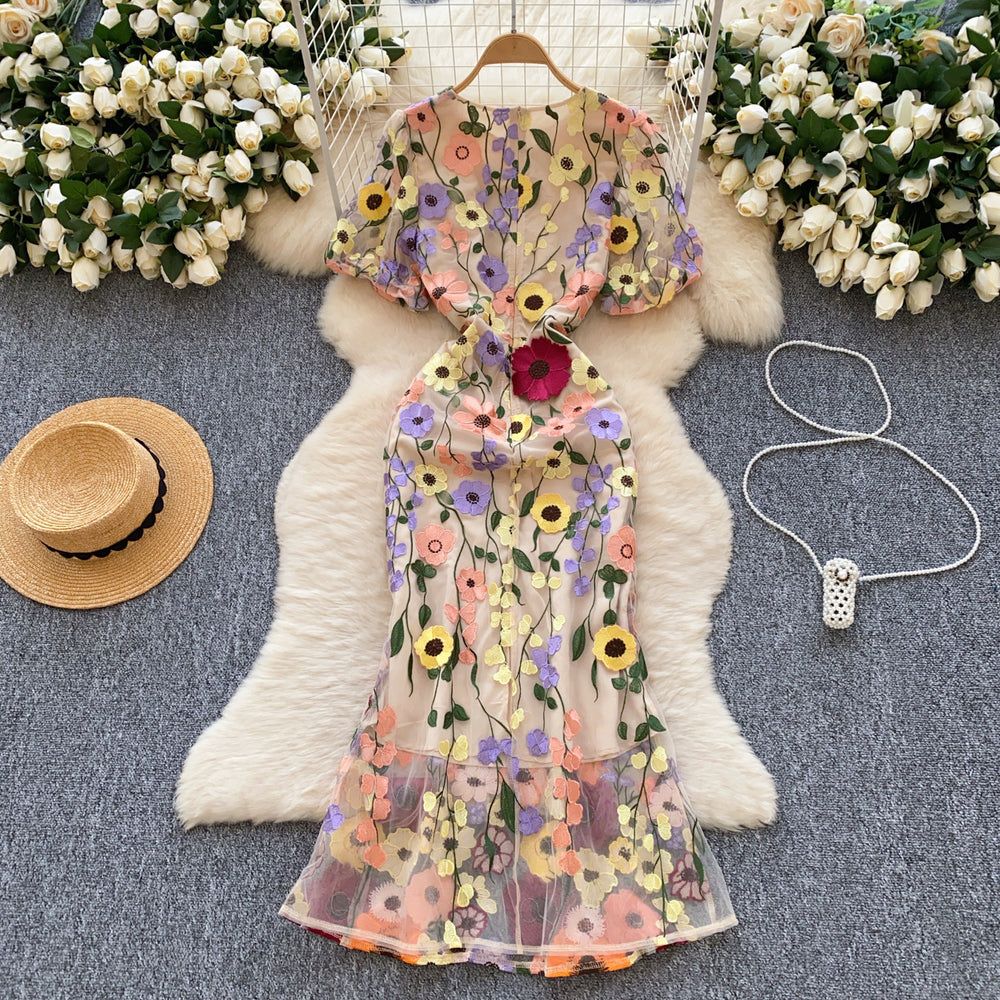 French high-end elegant heavy embroidery floral round neck lantern sleeve cinched waist slimming mermaid tail evening gown dress