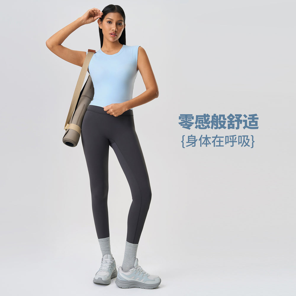 Summer sleeveless yoga tank top for women with built-in bra pads, premium hollow-out back design, fitness sports vest d25060