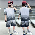 Boys' summer outfit set,  new summer collection, mid-to-large children's lightweight short-sleeve clothing, trendy, cool, and street-style ready