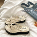 2026 summer new polka dot platform flip-flops - women's trendy, outdoor, non-slip, sweat-proof beach vacation sandals
