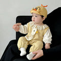 Baby princess clothes, small monthly age, spring outing clothes, western style baby girl autumn clothes, lace lace collar, romper