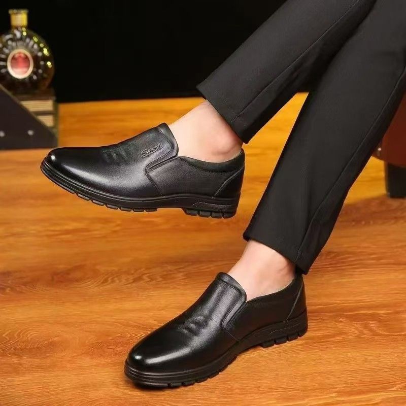 【genuine leather】spring/autumn men's leather driving shoes - casual loafers for young and middle-aged men