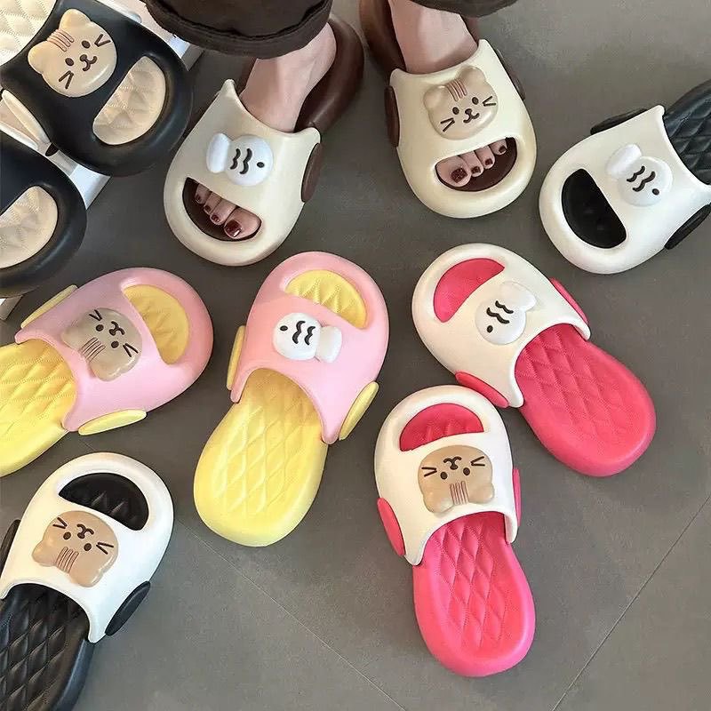 2026 new eva platform slippers: super comfortable, cute, and stylish for women. perfect for indoor/outdoor wear, home use, and a touch of sophistication. featuring adorable cartoon designs