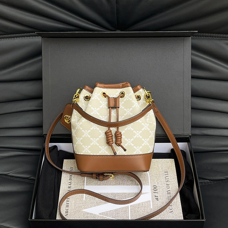 Cross-border women's fashion messenger bag new niche design drawstring bucket bag old flower women's bag commuter shoulder bag