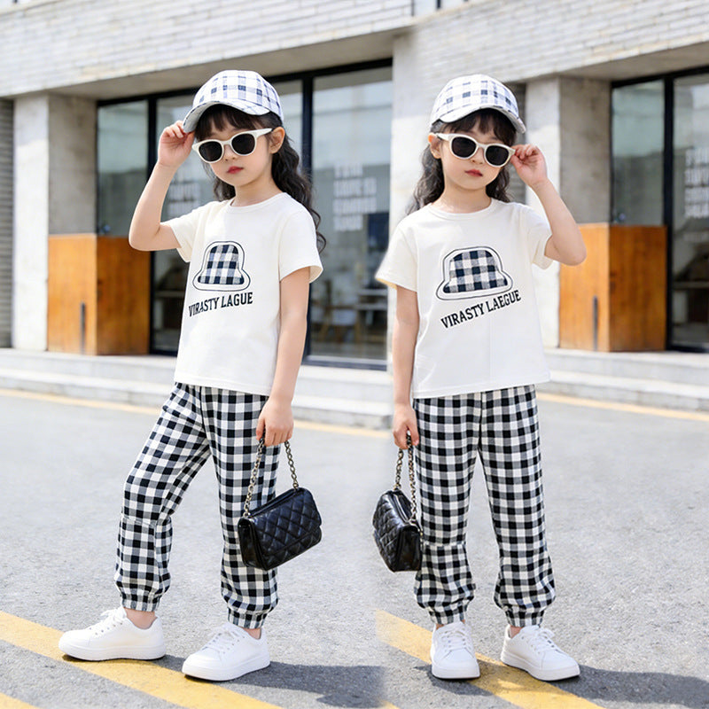 Girls' summer outfit set : trendy, stylish, and sporty - popular kids' clothing, big kids' short-sleeve summer two-piece set