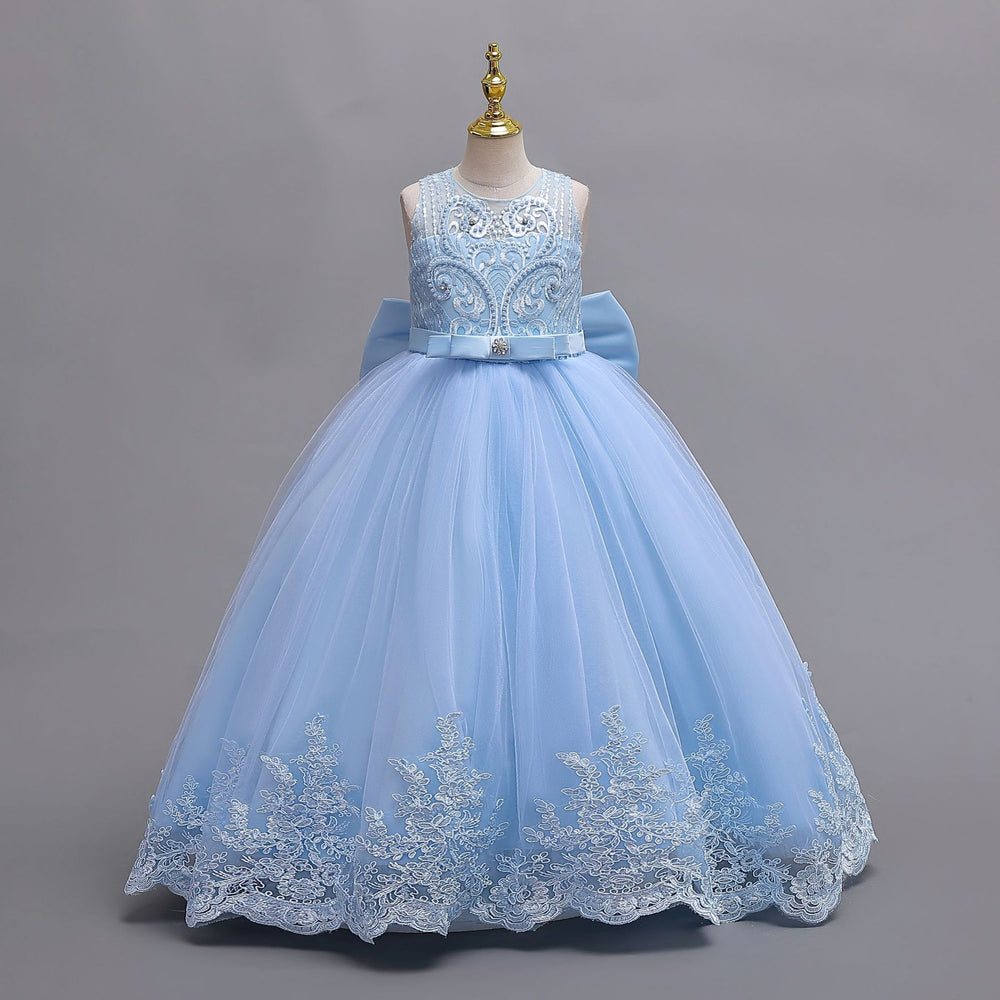 Ready-to-ship wholesale children's formal dresses, lace-trimmed wedding gowns, princess dresses, and runway dresses for girls