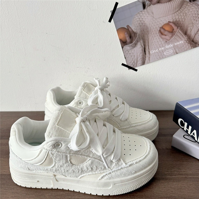 Niche platform white sneakers for women, 2026 new summer ins trendy retro versatile bread shoes, athletic casual skate shoes