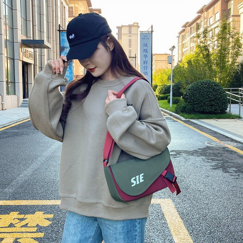 Hong Kong style casual satchel 2024 new fashion letter contrasting color sports outdoor messenger bag large capacity shoulder bag men