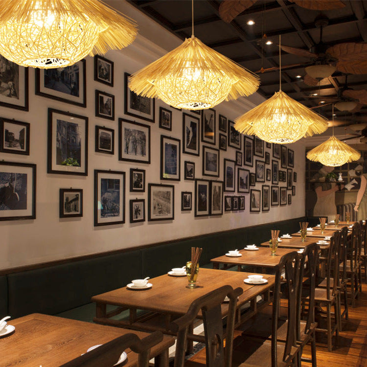 Vintage rattan straw hat chandelier rattan art round bird's nest Chinese pastoral hotel restaurant agritainment bed and breakfast straw hat lamp